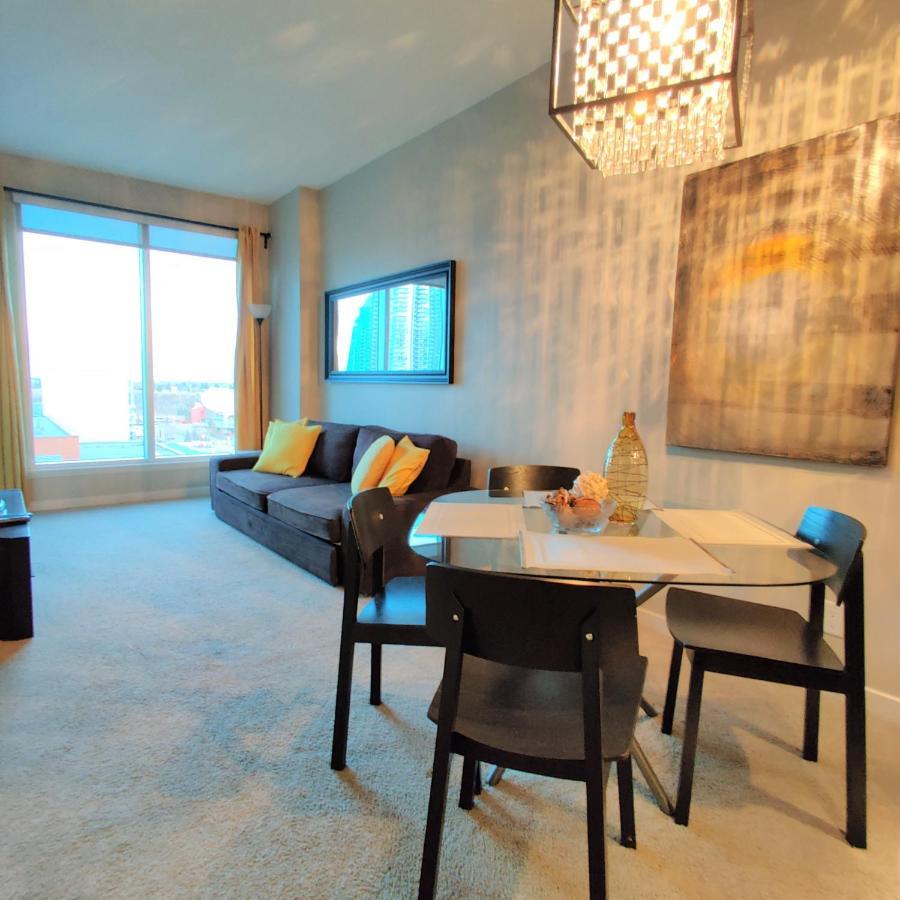 Monki Di Executive Suites - Alura YYC Esterno foto