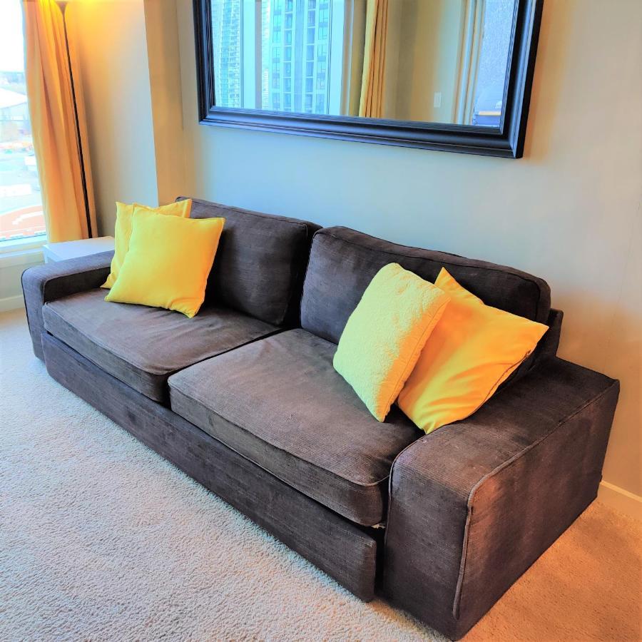 Monki Di Executive Suites - Alura YYC Esterno foto